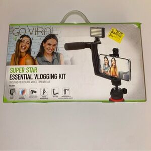 Digipower Black Tripod & Monopod Vlogging Kit with Smartphone Mount